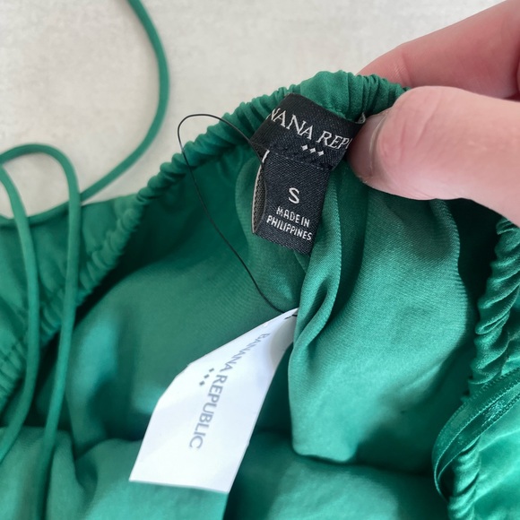 Banana Republic halter tank top - Picture 4 of 4